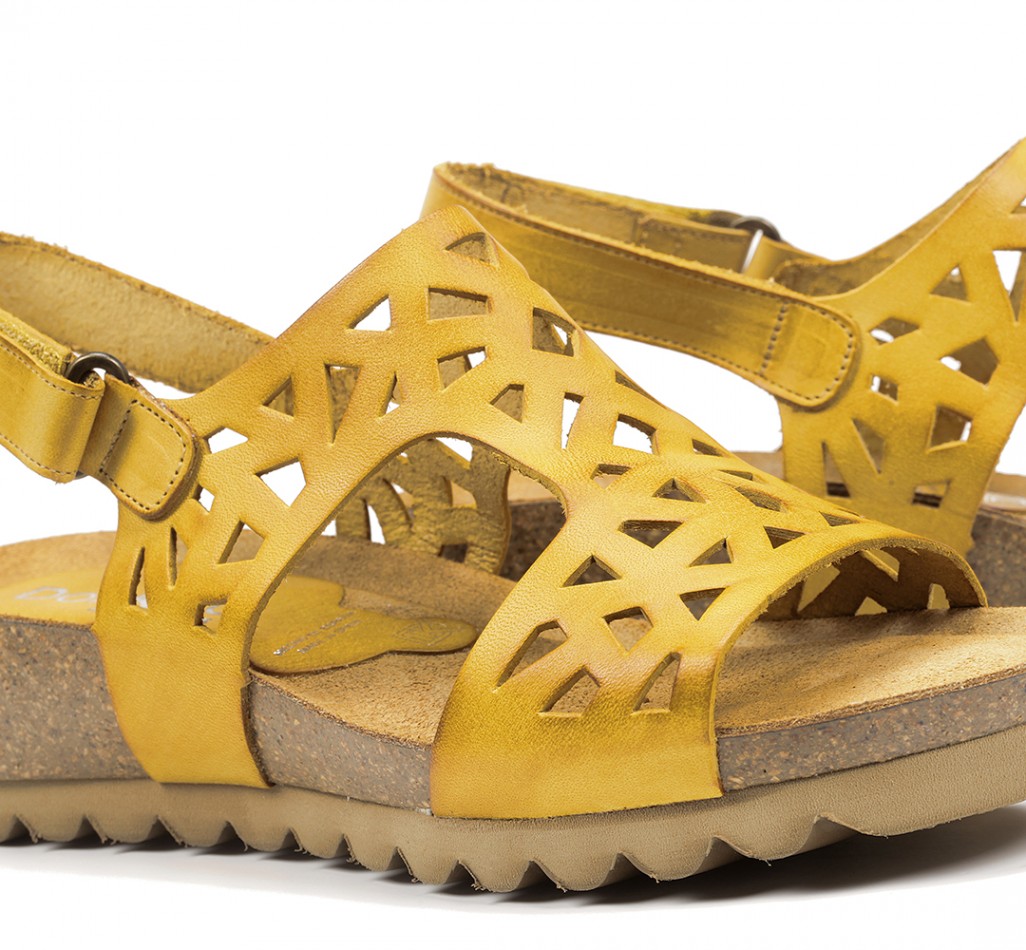 SUMMER D8156 Gelber Sandale