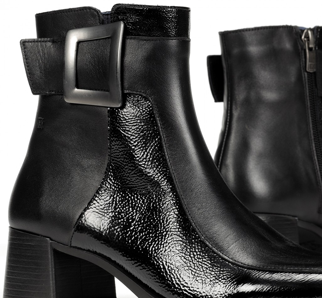 IKIA D9199 Black Ankle Boot